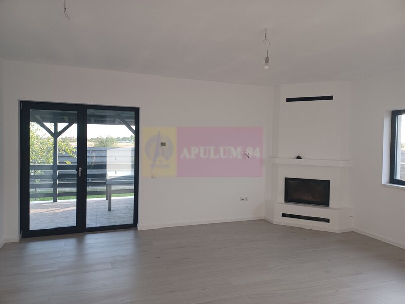 Casa 4 camere 162 mp, 115 utili, curte 505 mp, Sabareni