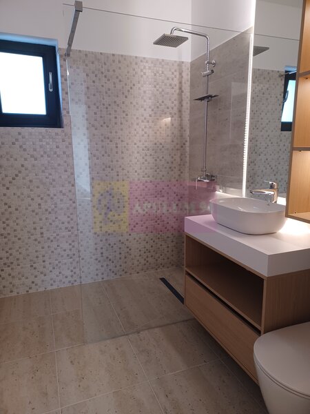 Casa 4 camere 162 mp, 115 utili, curte 505 mp, Sabareni