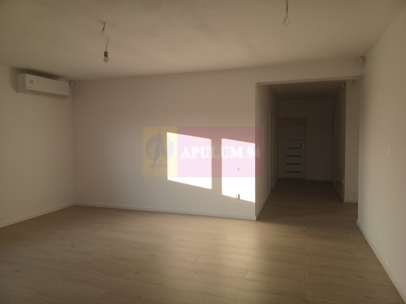 Casa 4 camere 162 mp, 115 utili, curte 505 mp, Sabareni